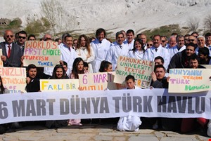 6 Mart Dünya Türk Havlu ve Bornoz Günü Denizli'de Kutlandı